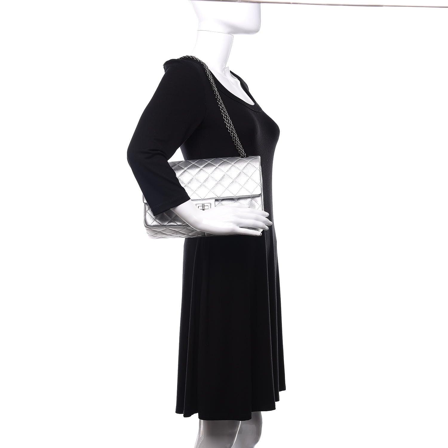 Chanel Metallic Lambskin Quilted 2.55 Reissue 226 Flap Silver 3 of 12