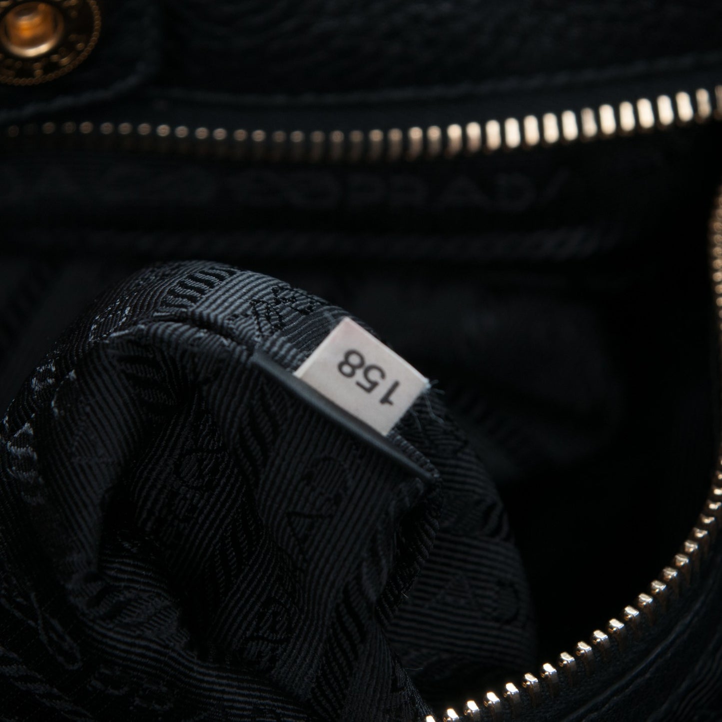 Tessuto Nylon Vitello Daino Tote Nero Black