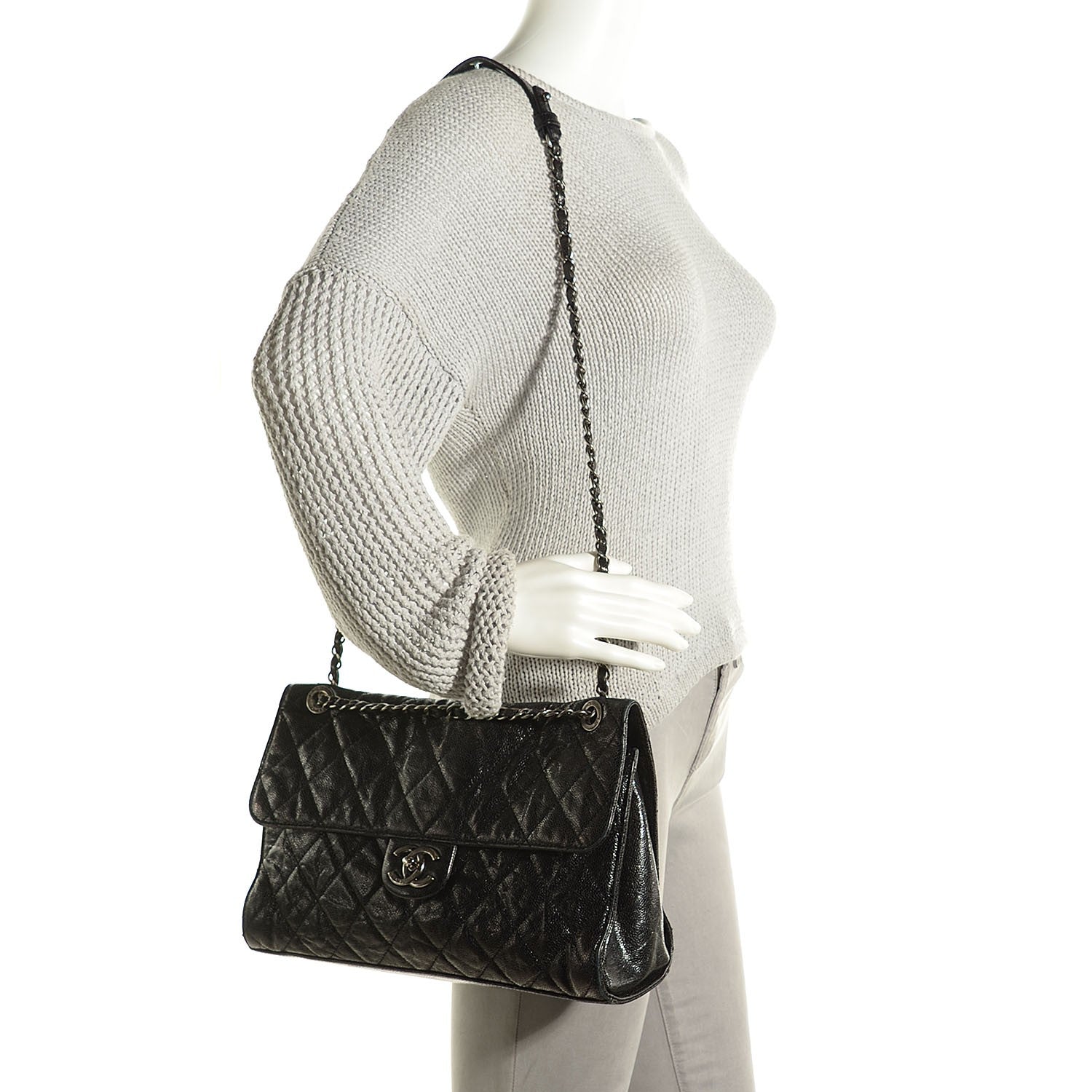 Chanel Crumpled Grained Calfskin CC Crave Jumbo Flap Black 2 of 9