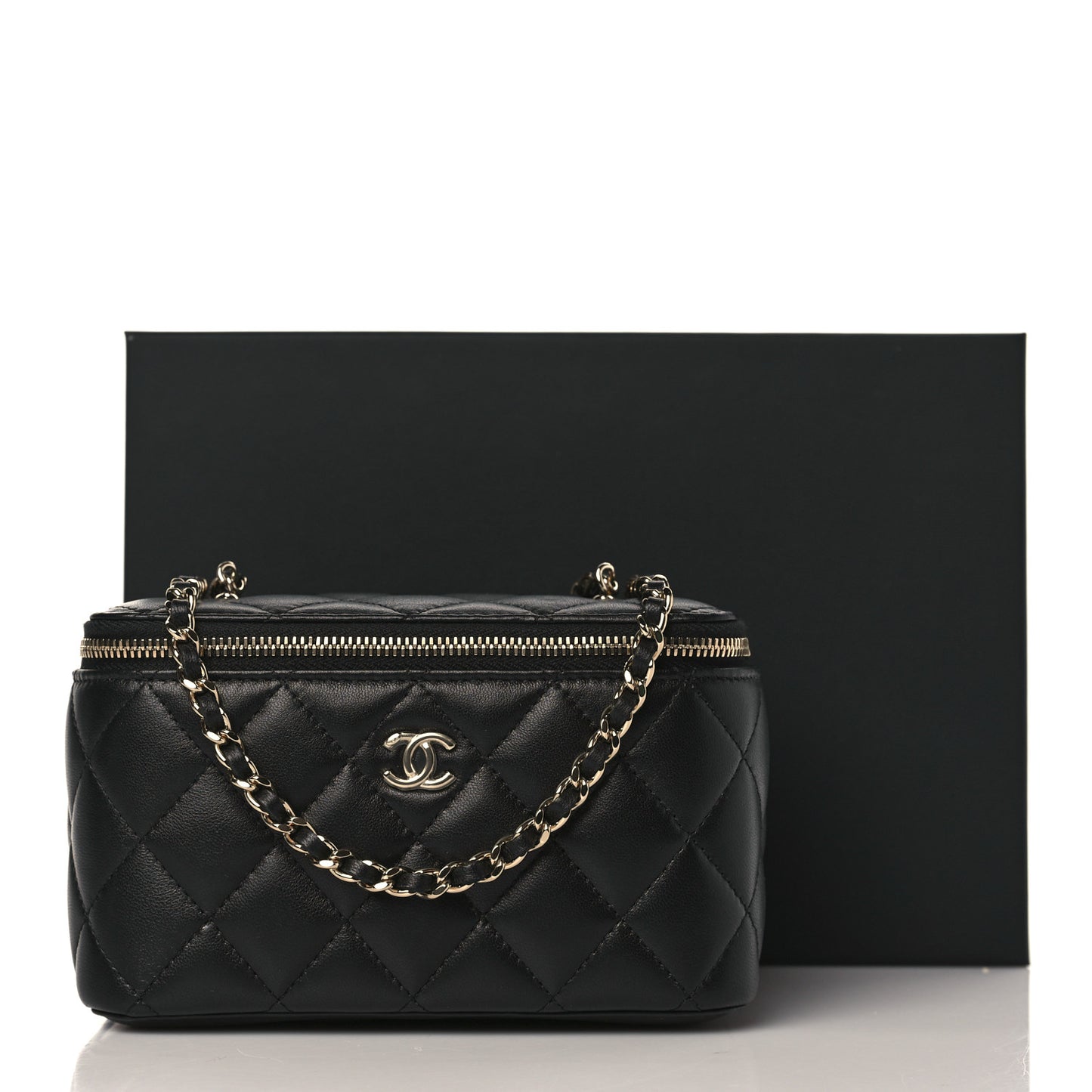 Lambskin Quilted Small Pearl Crush Vanity Case With Chain Black