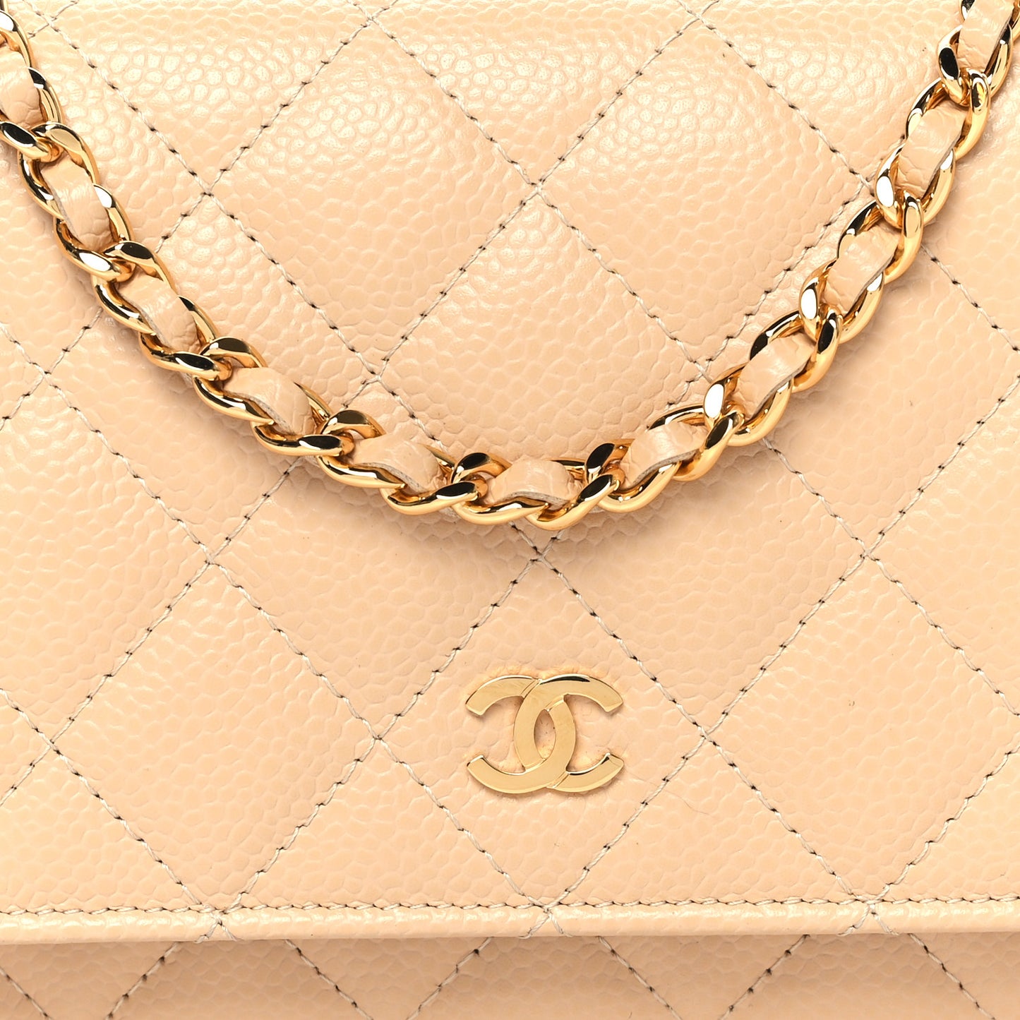 Caviar Quilted Wallet on Chain WOC Beige