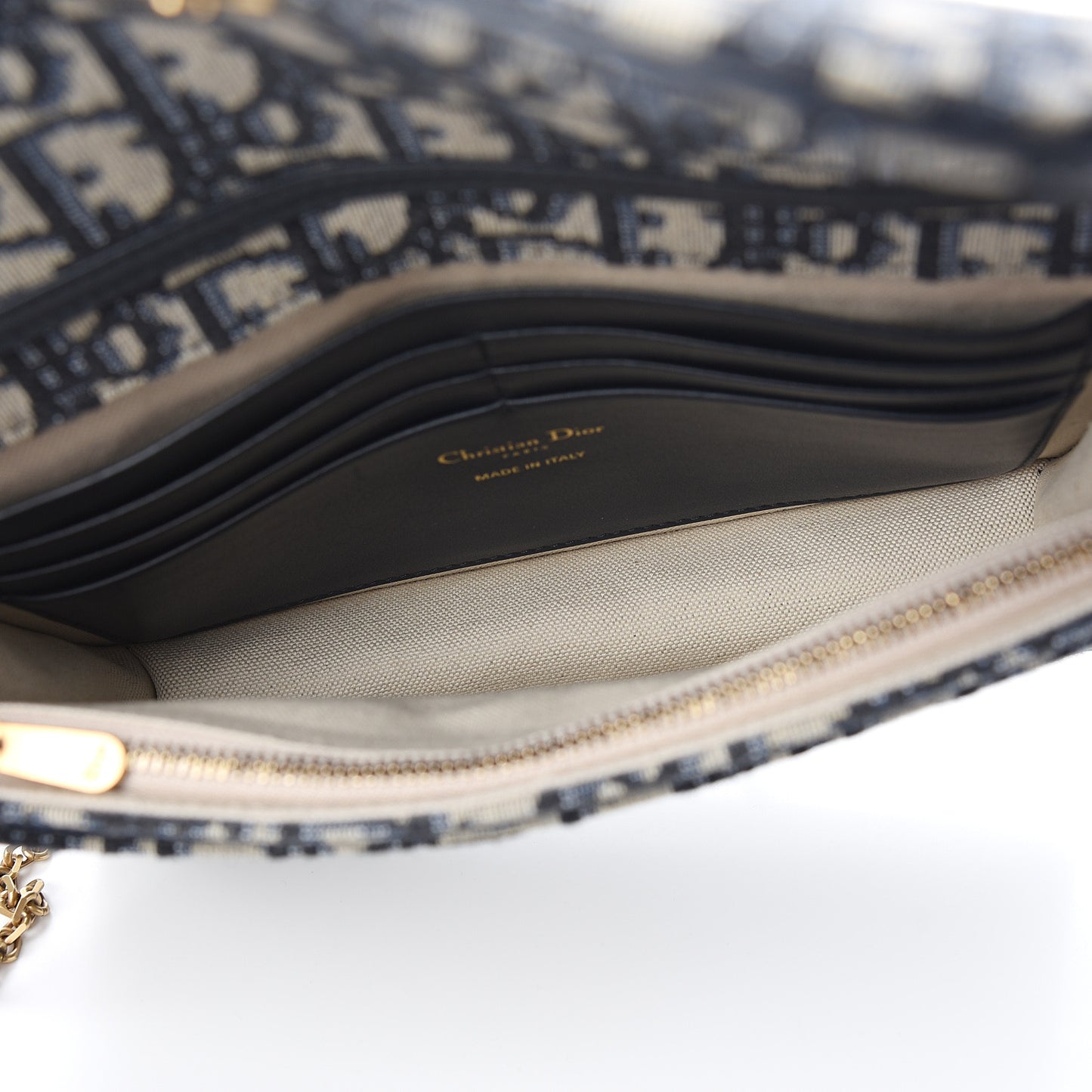 Oblique Saddle Chain Pouch Blue
