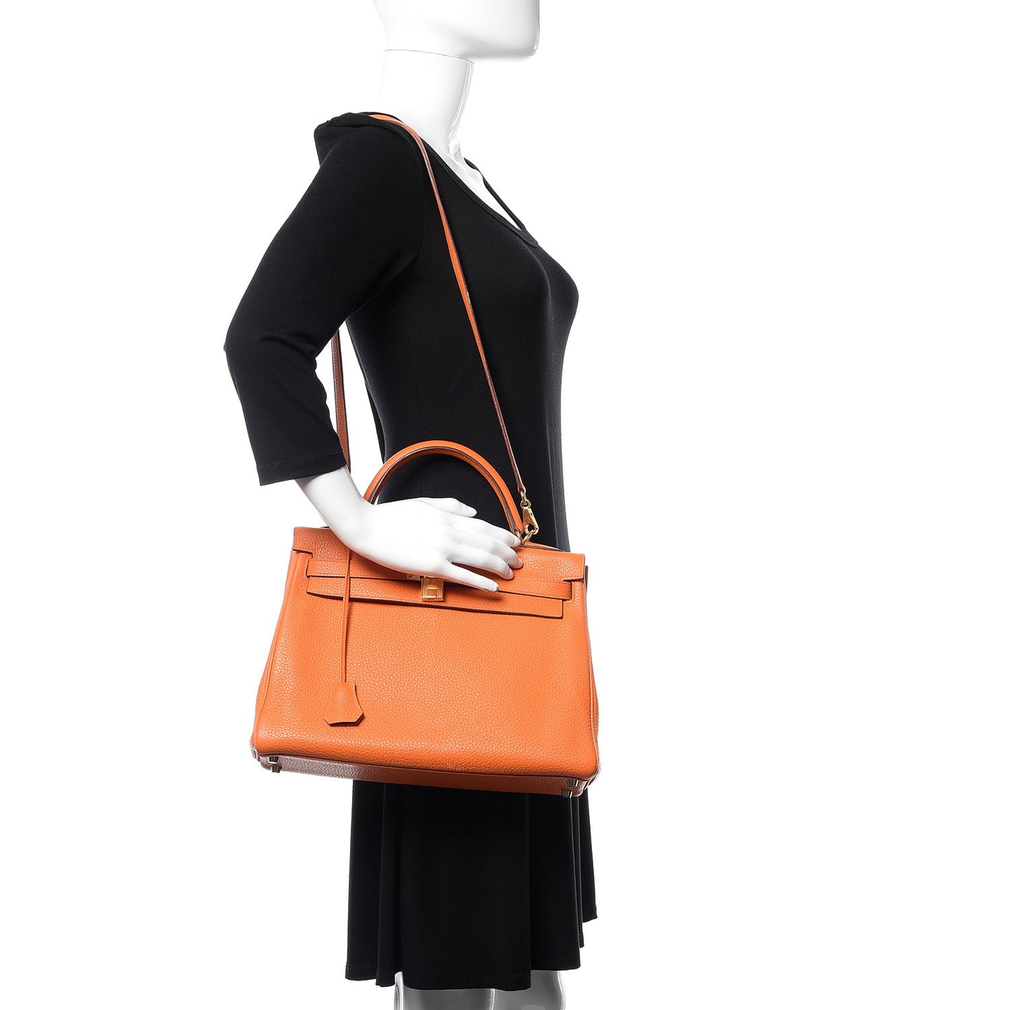 Taurillon Clemence Kelly Retourne 32 Orange