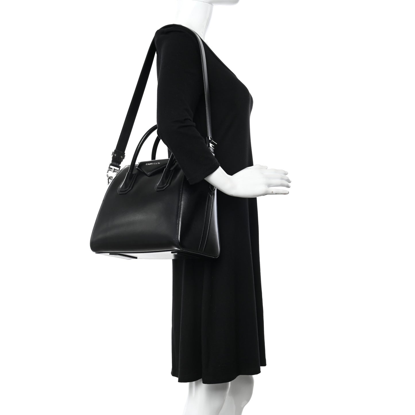 Shiny Lord Calfskin Small Antigona Black