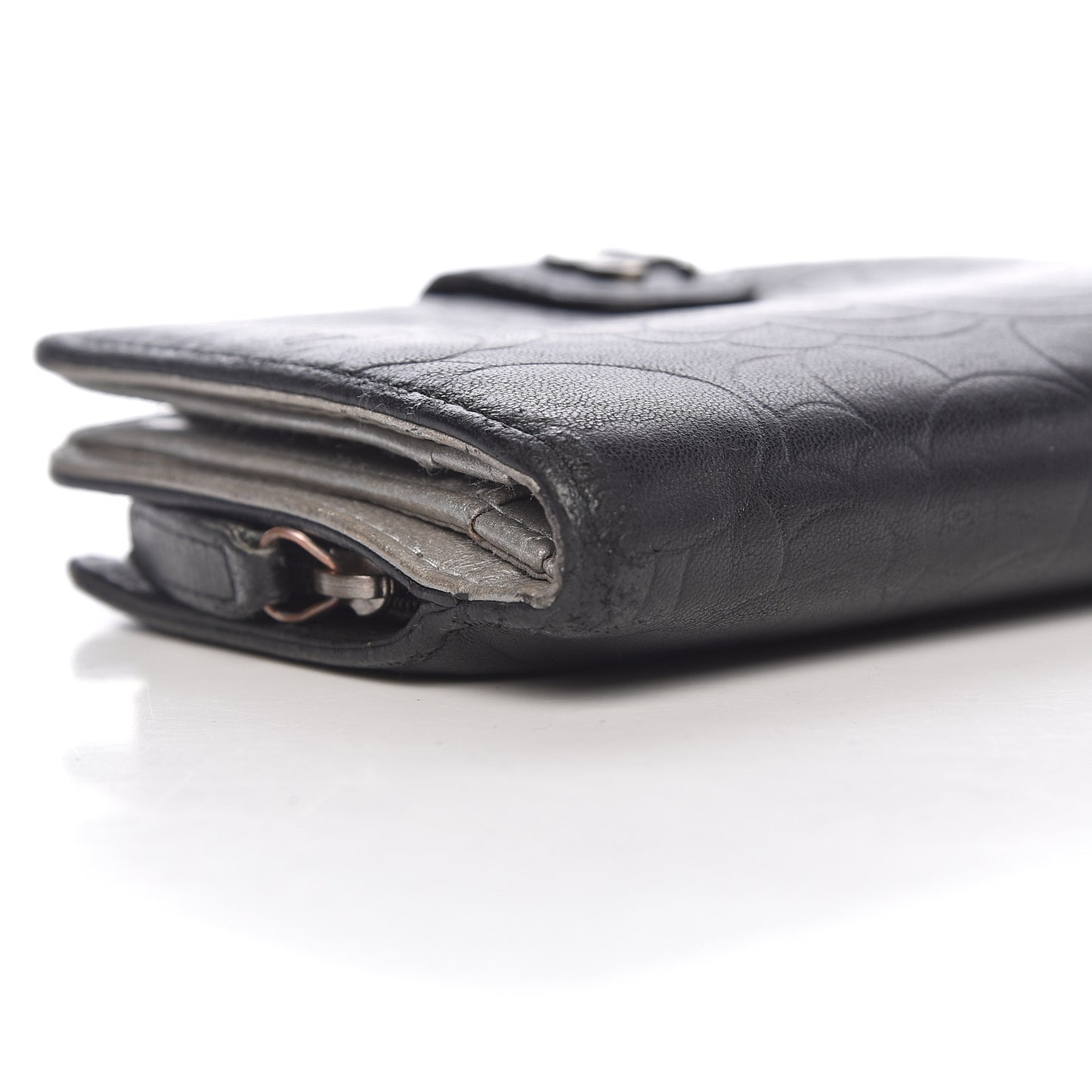 Lambskin Camellia Embossed Zipped Pocket Wallet Black