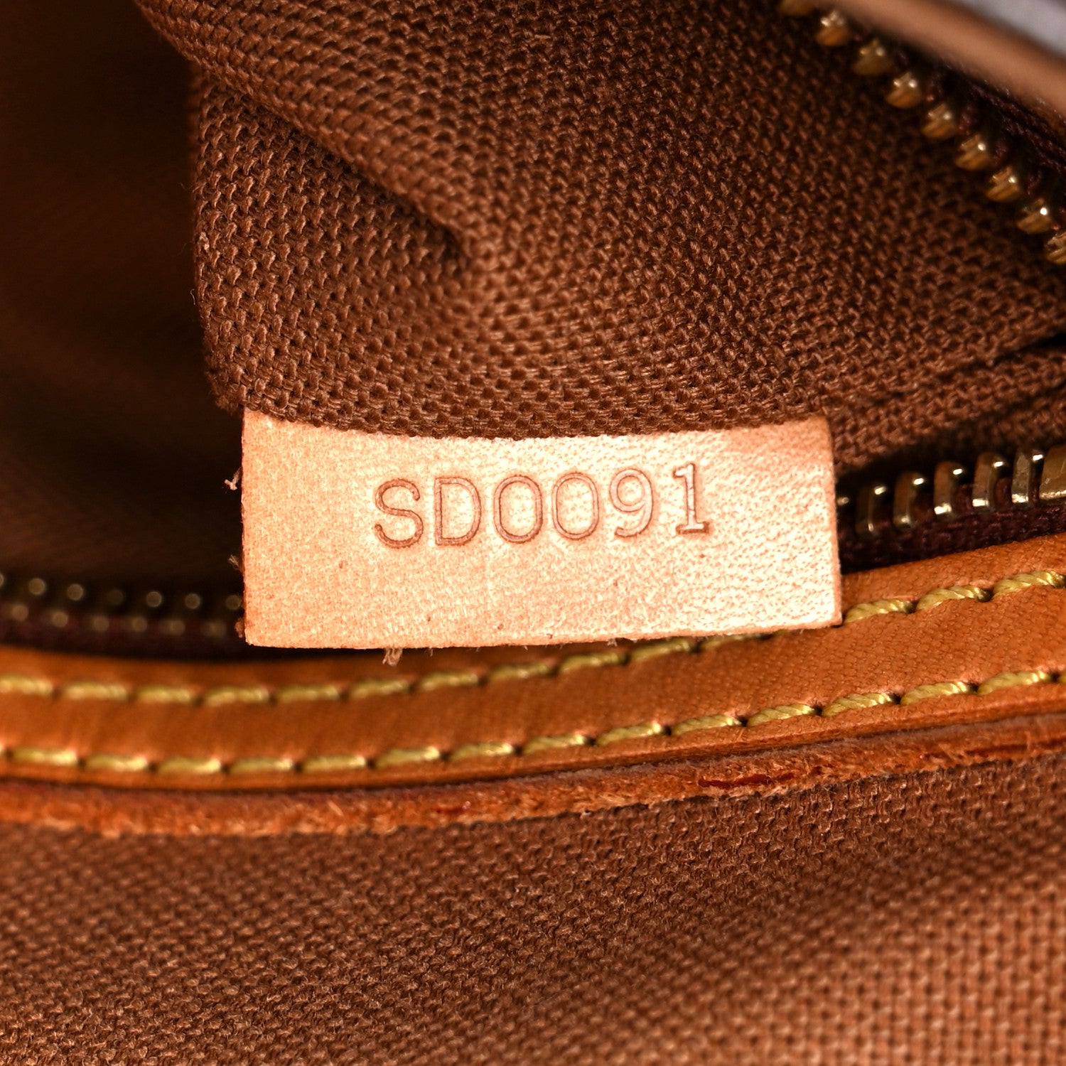 Louis Vuitton Monogram Mini Looping 7 of 10