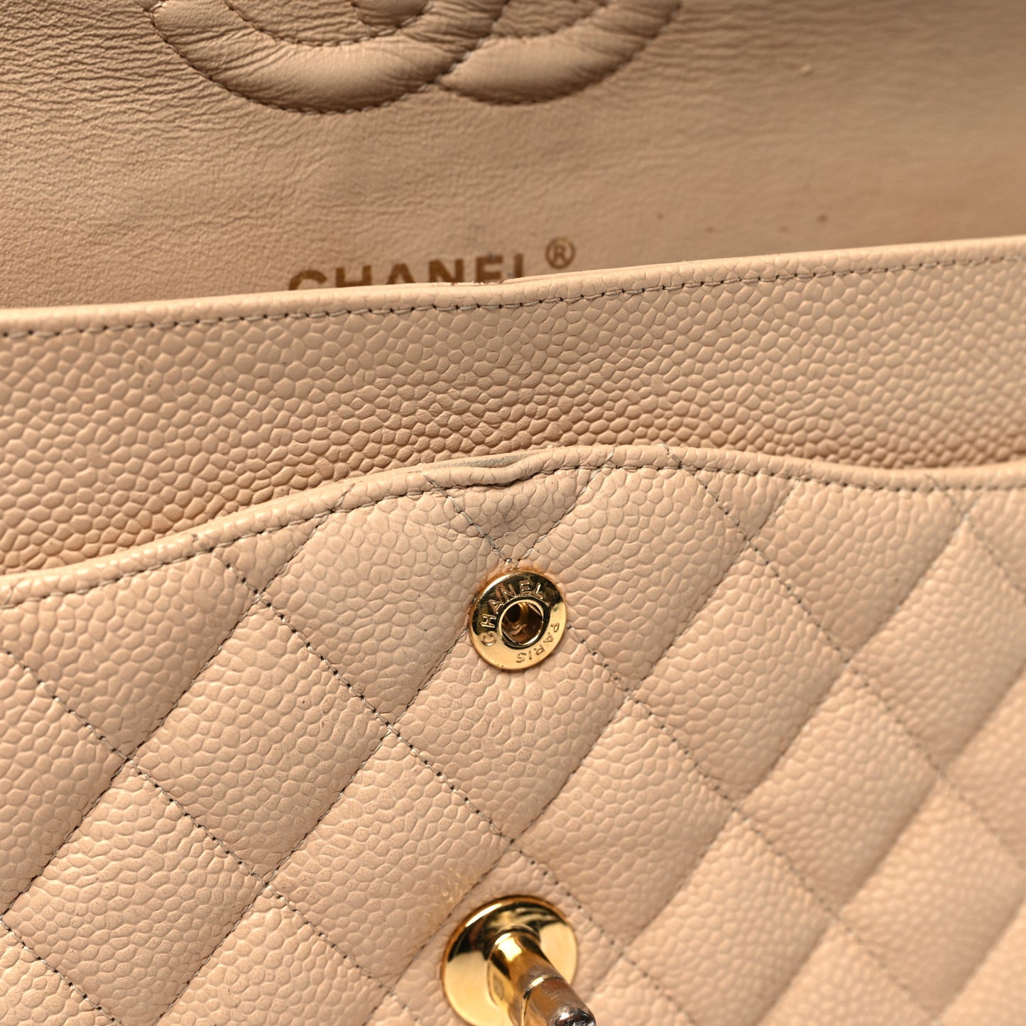 Caviar Quilted Medium Double Flap Beige
