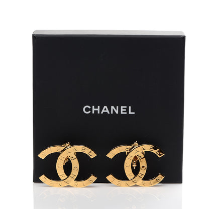Chanel Metal Large Paris Button Earrings Gold 6 of 6