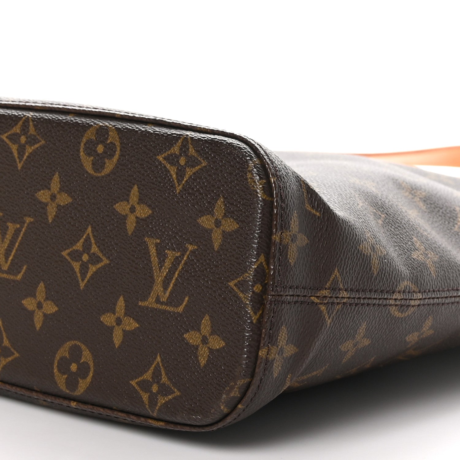 Louis Vuitton Monogram Luco 8 of 8
