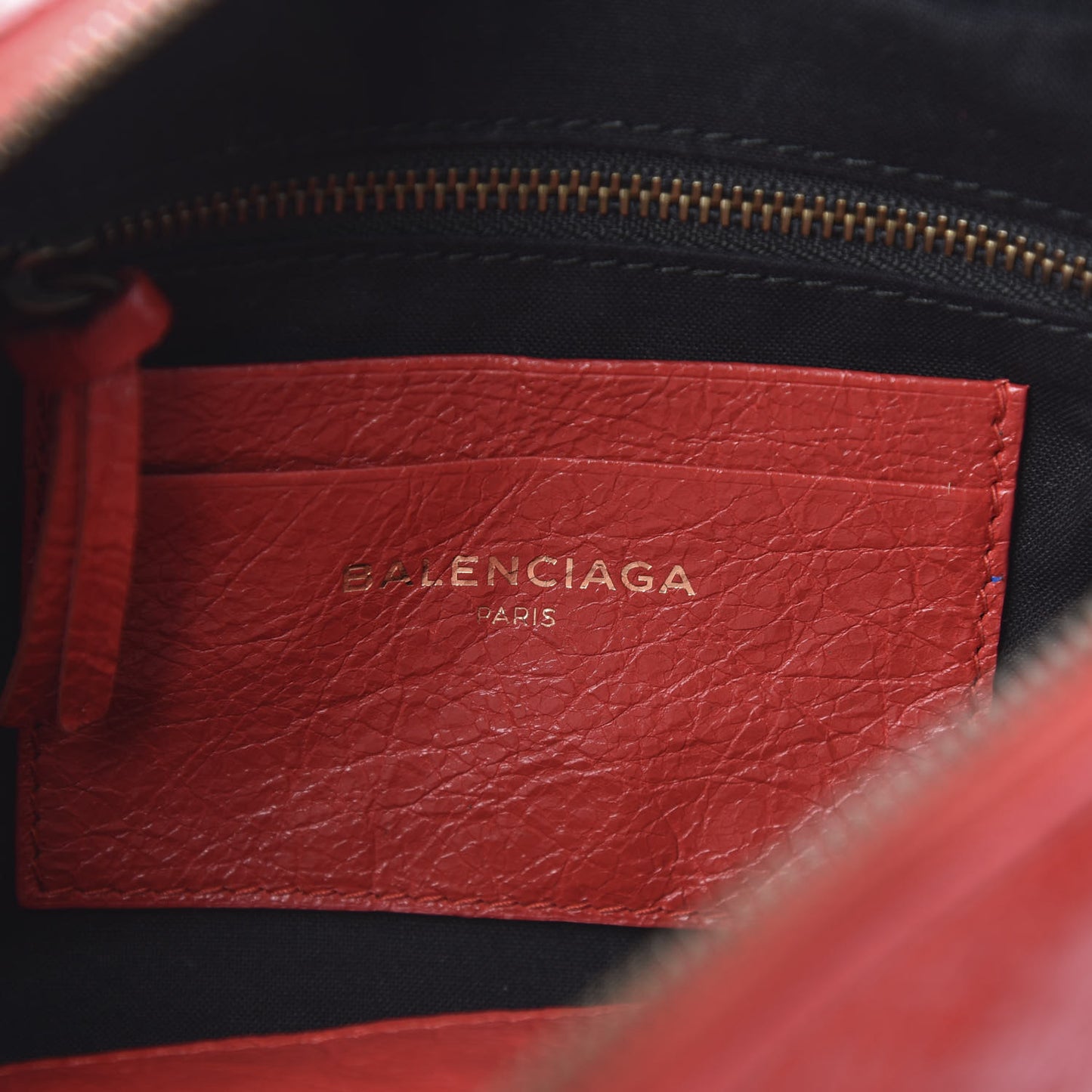 Agneau Classic Hardware XS Reporter Crossbody Rouge Tango