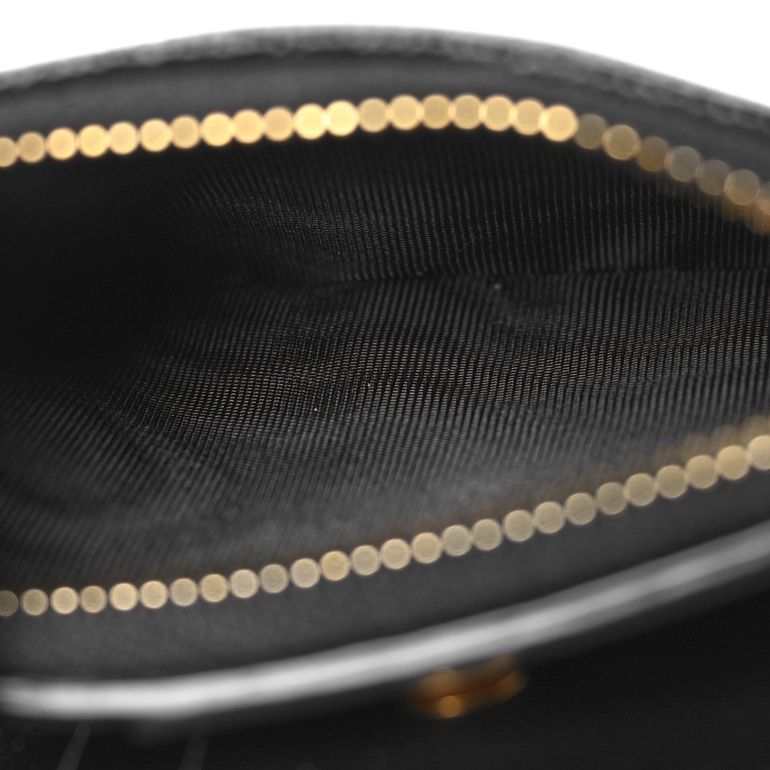 Saint Laurent Grain De Poudre Matelasse Chevron Monogram Zipped Two-Part Wallet Black 6 of 11