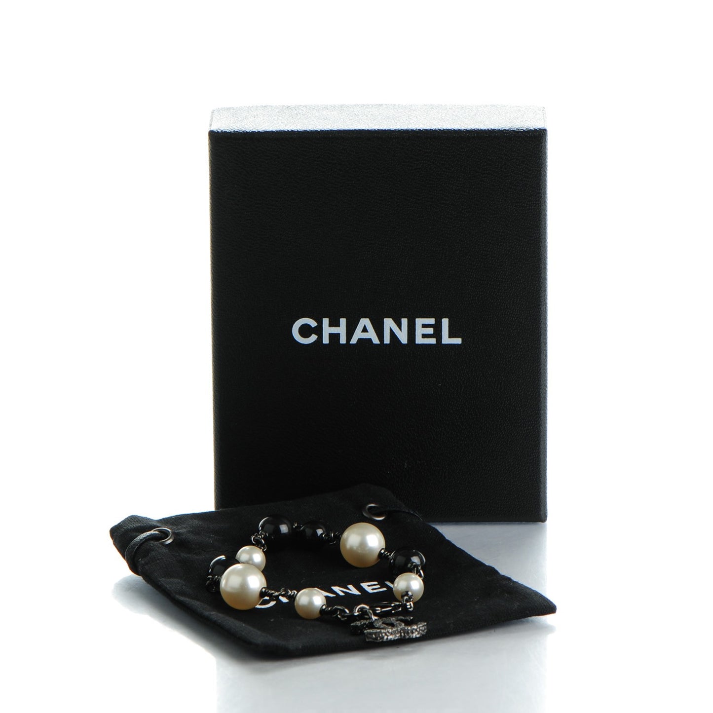 Pearl Beaded CC Bracelet Black