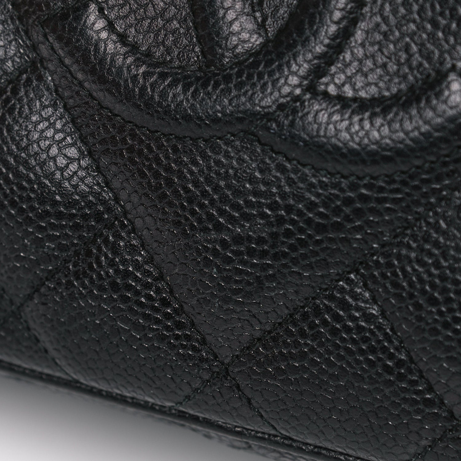 Chanel Caviar Quilted CC Camera Case Black 19 of 20
