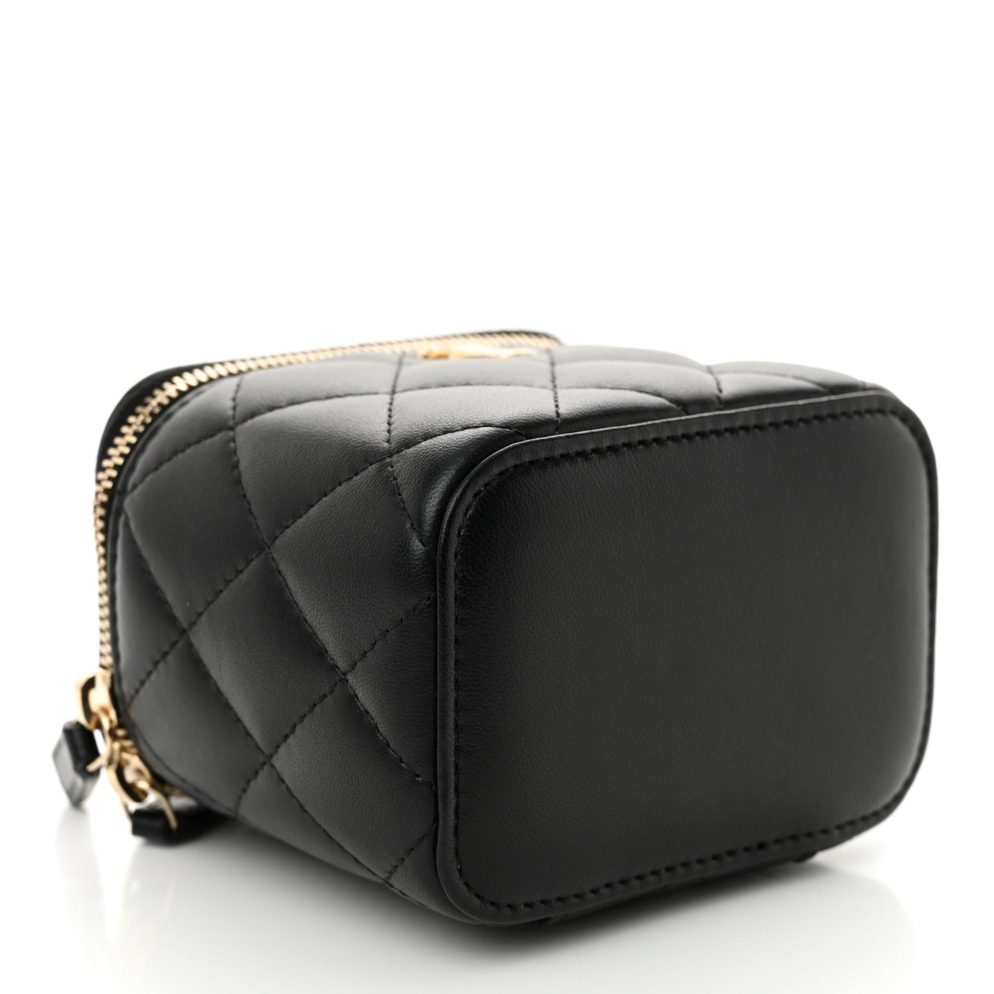 Lambskin Quilted Mini Pearl Crush Vanity Case With Chain Black