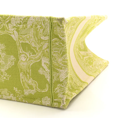 Christian Dior Canvas Embroidered Medium Dioriviera Toile De Jouy Book Tote D-Lite Green 10 of 10