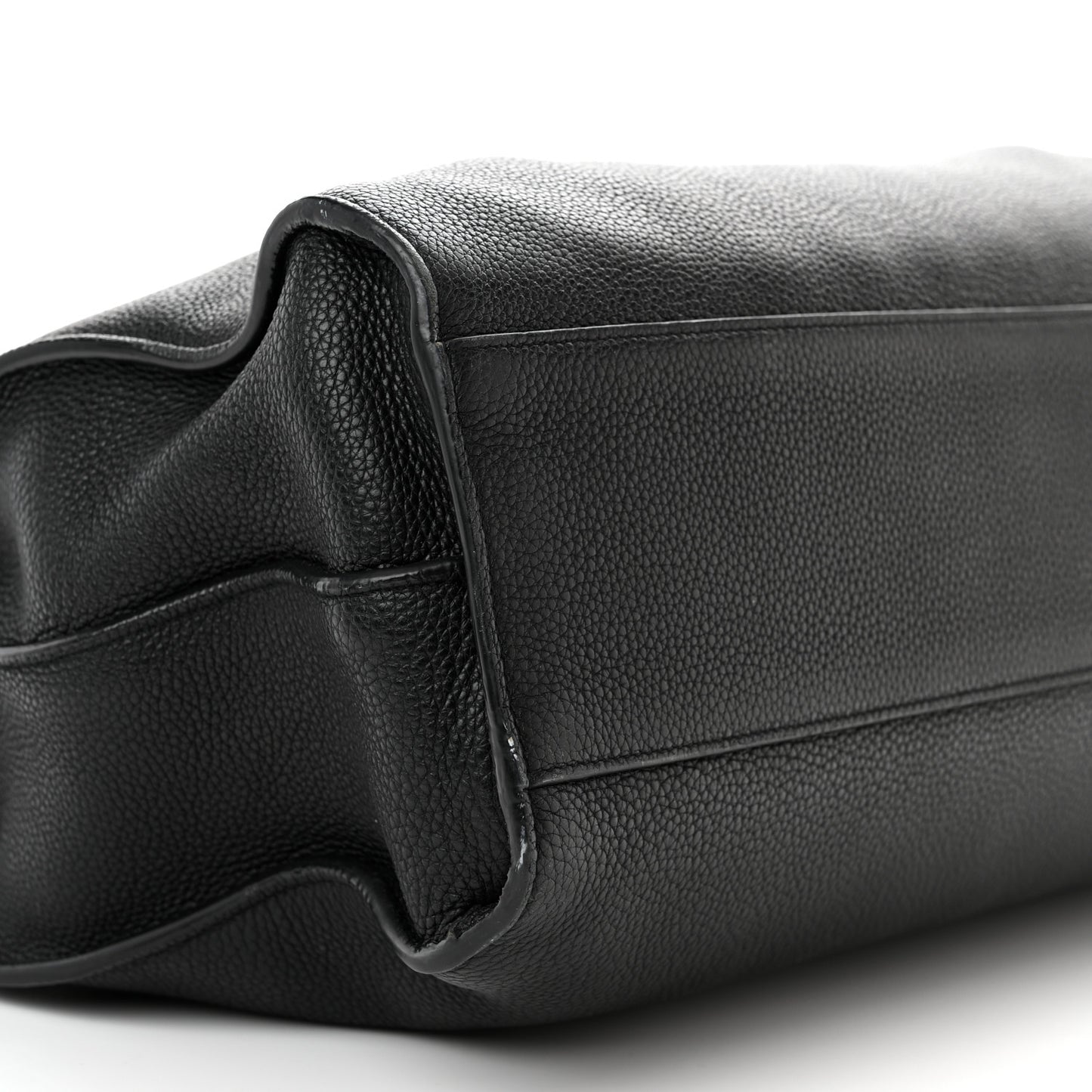 Grained Calfskin Large Thin Sac De Jour Black