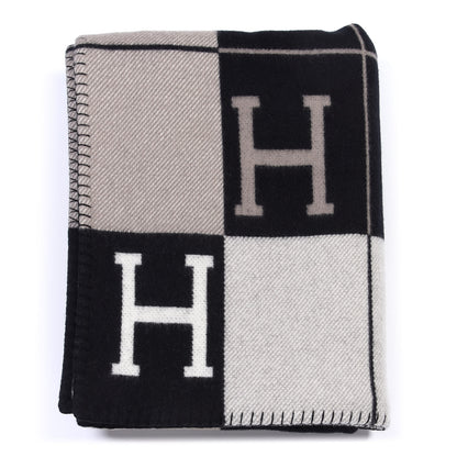 Hermes Wool Cashmere Avalon III Blanket Ecru Black 1 of 3