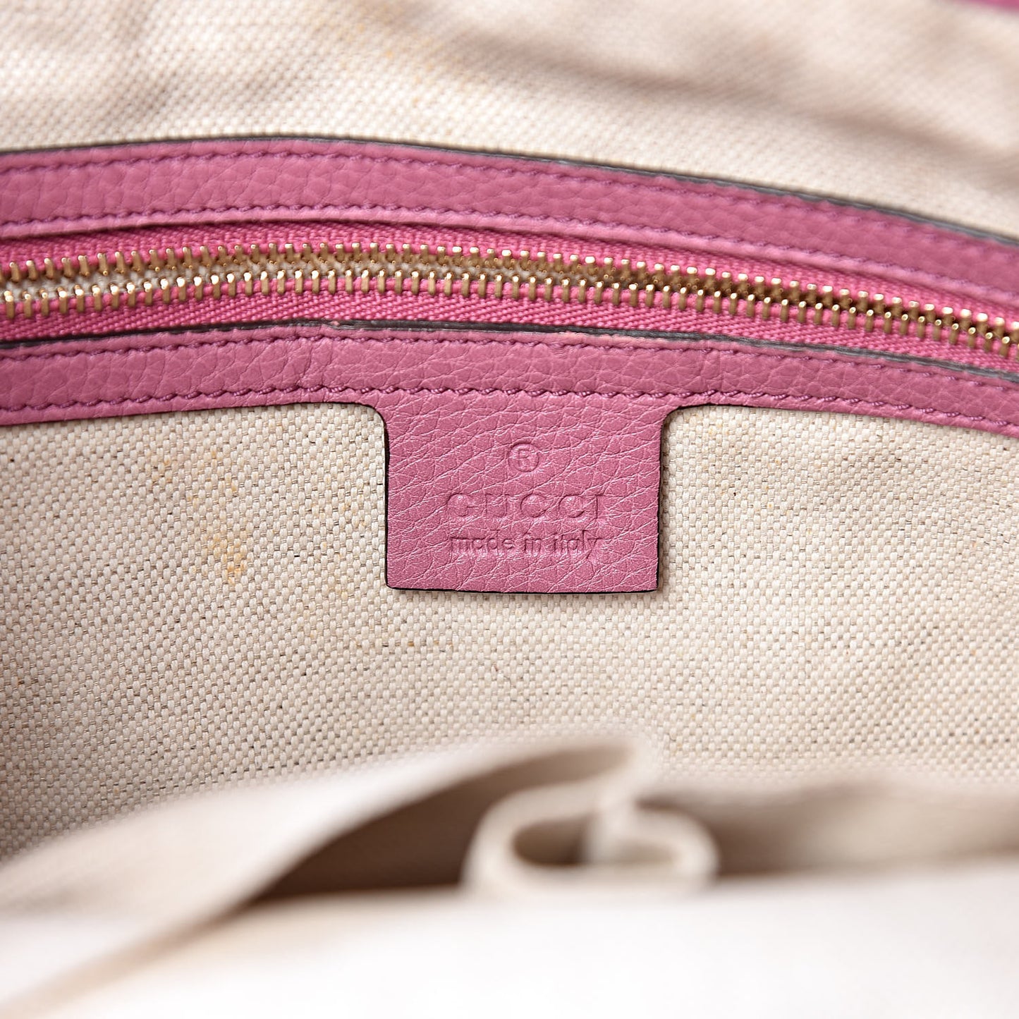 Pebbled Calfskin Small Soho Top Handle Bag Fresia Rose