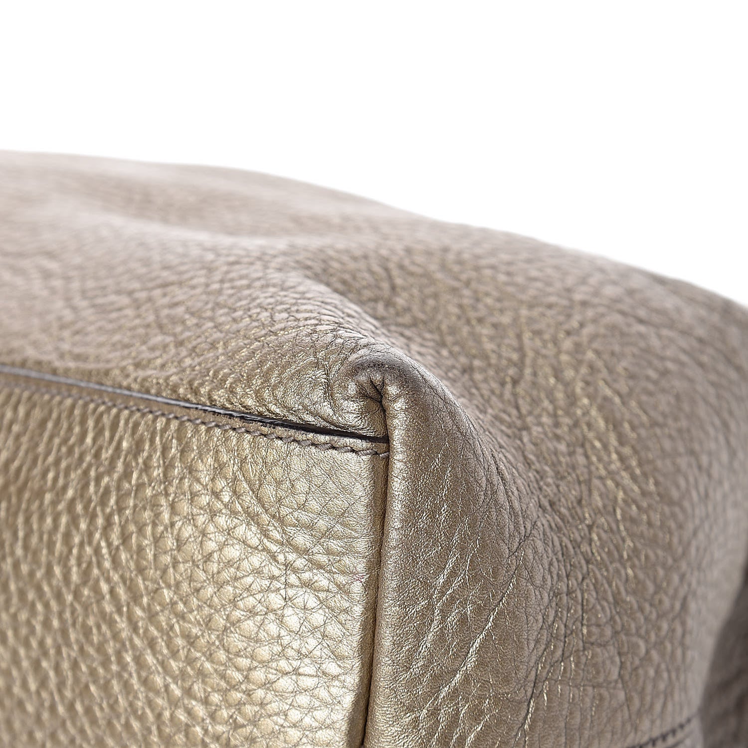 Gucci Metallic Pebbled Calfskin Medium Soho Chain Shoulder Bag Golden Beige 23 of 25