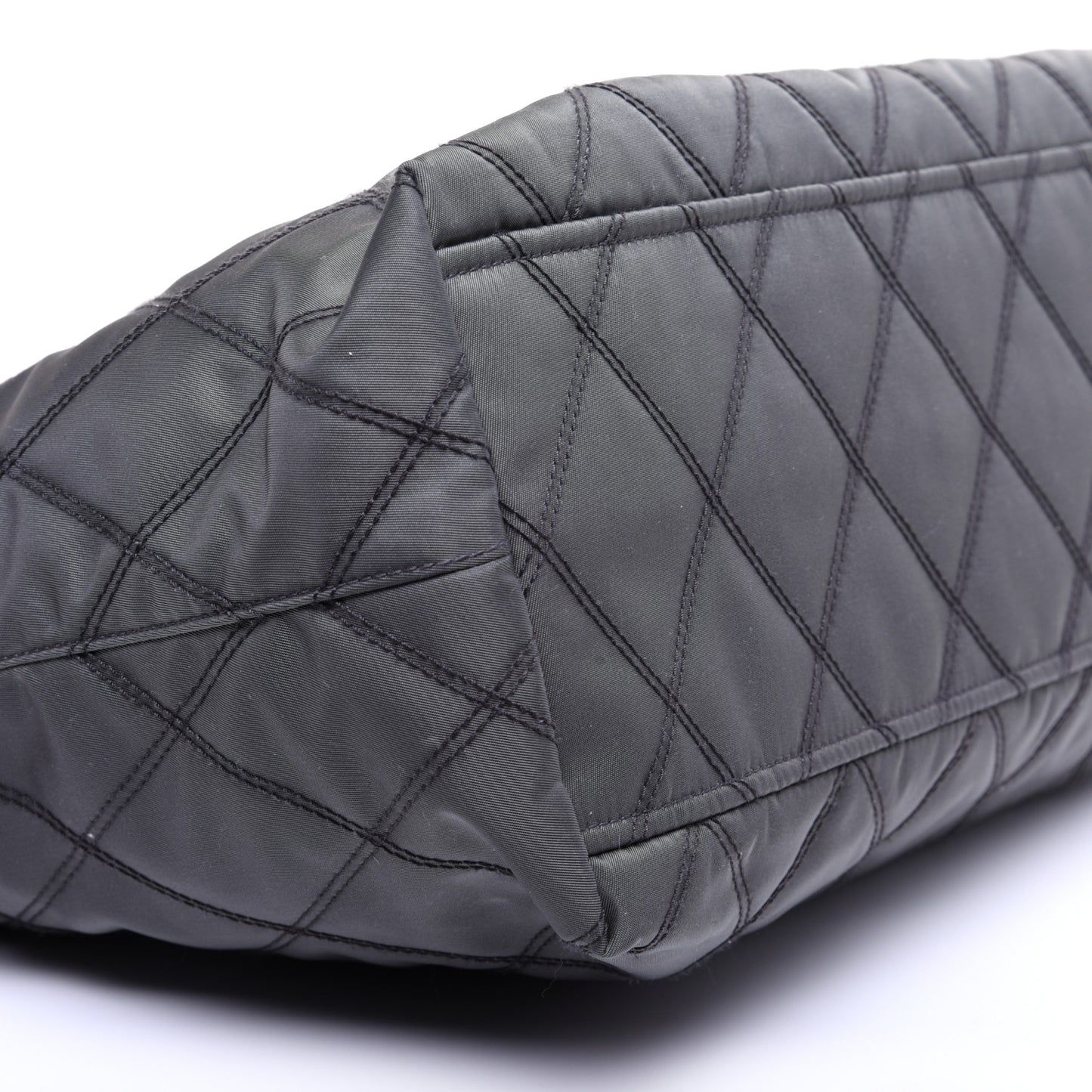 Nylon Tessuto Impuntu Quilted Shopper Tote Ardesia