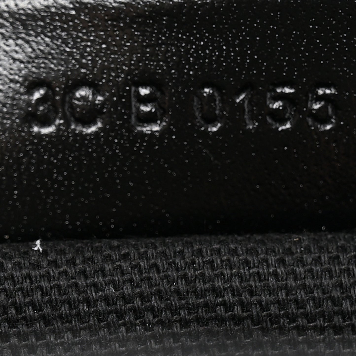 Shiny Lord Calfskin Medium Antigona Black