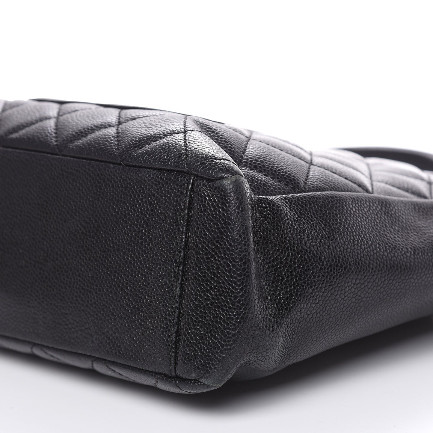 Caviar Quilted Petit Shopping Tote PST Black
