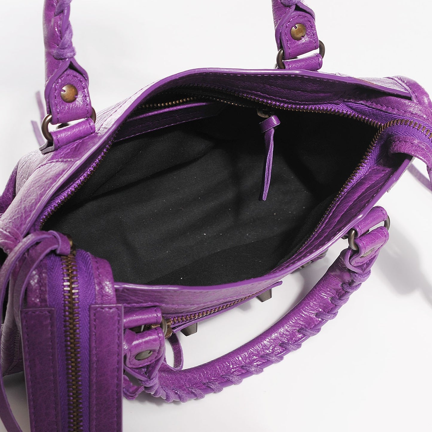 Agneau Classic Hardware Mini City Ultraviolet