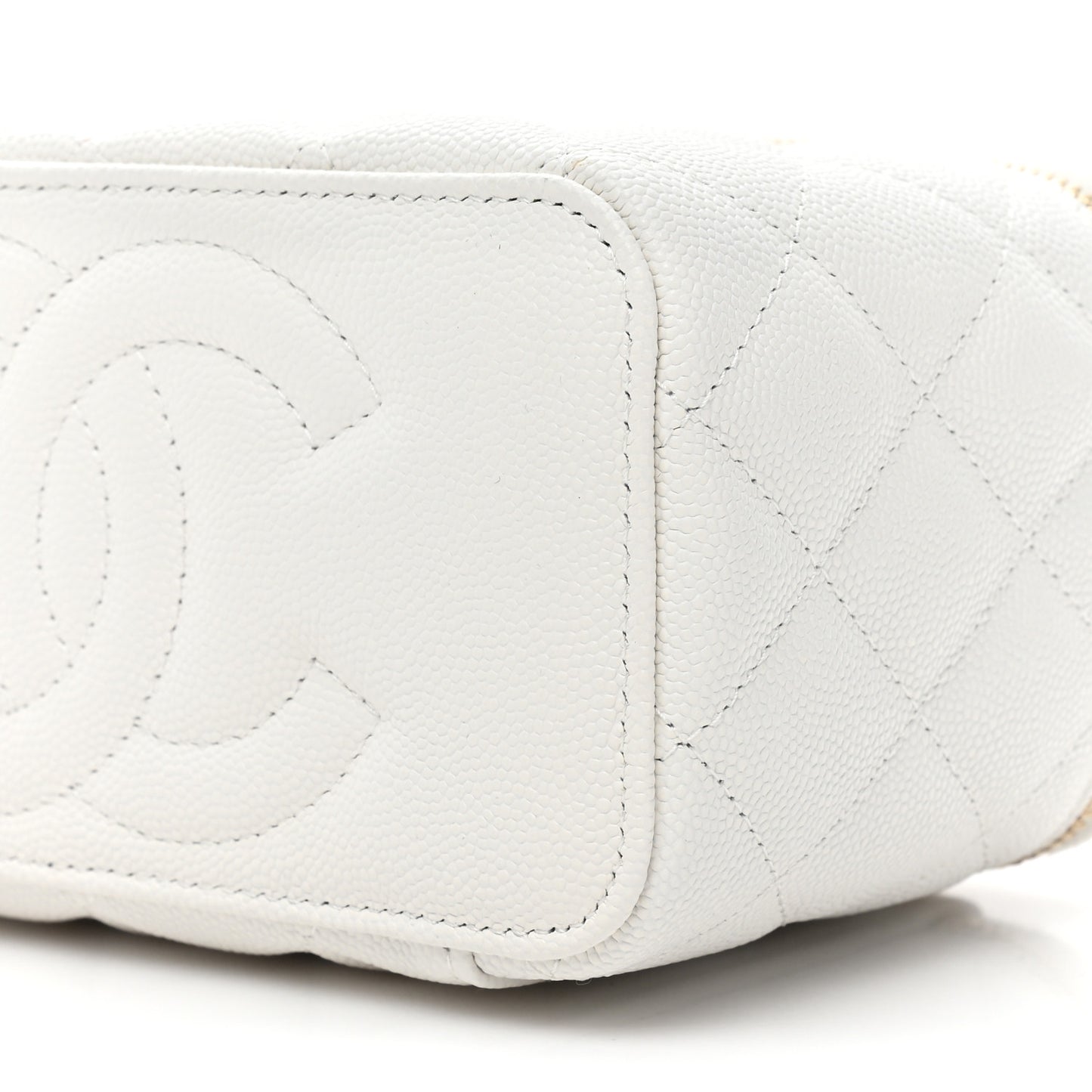 Caviar Quilted Small Vanity Case With Chain White