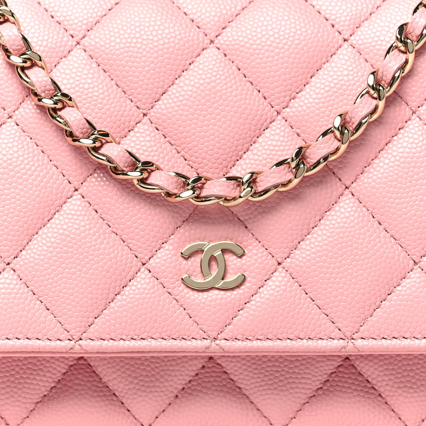 Caviar Quilted Wallet on Chain WOC Light Pink