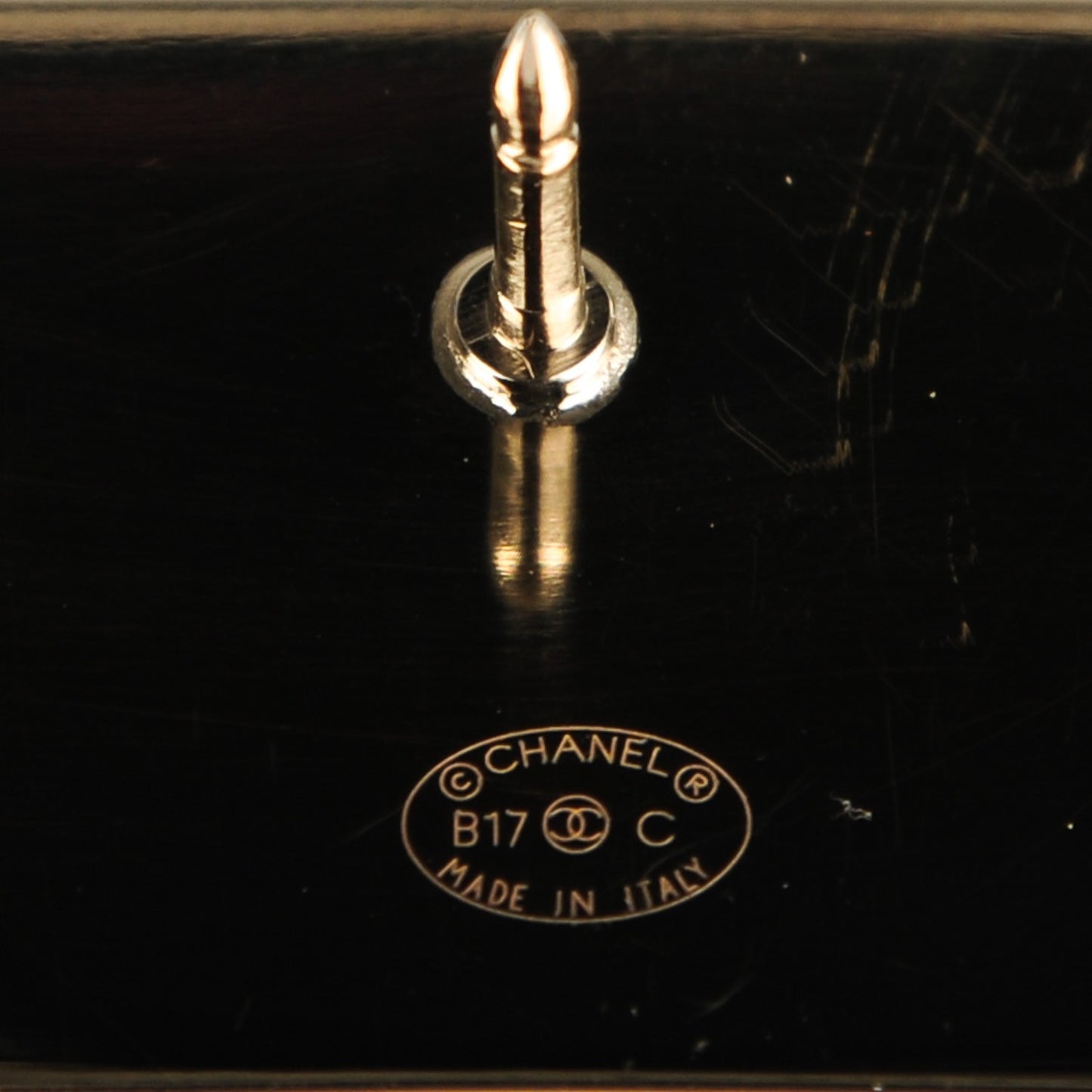 Metal Resin Pearl Coco License Plate Brooch Black Gold