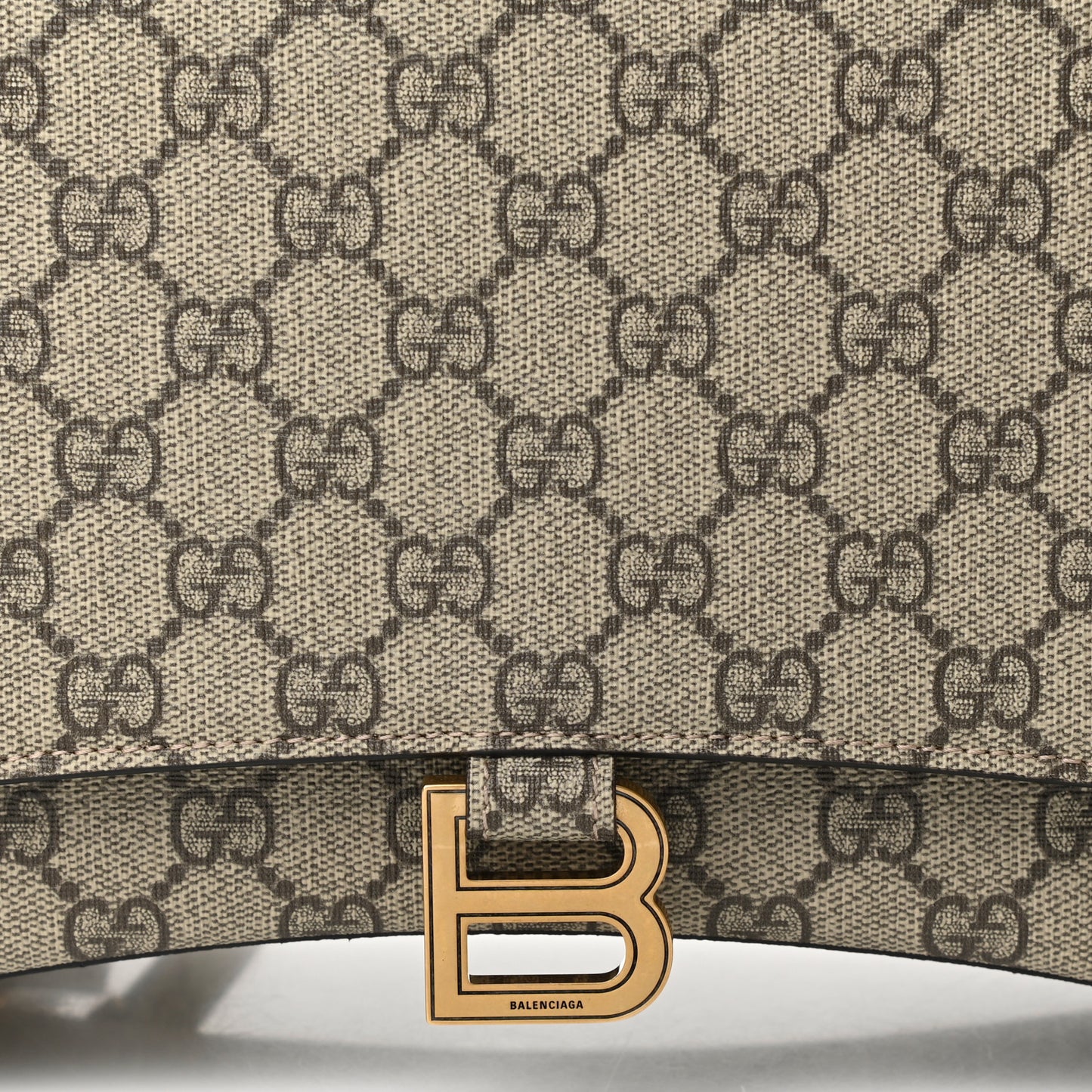 X GUCCI GG Supreme Monogram Medium Hourglass Top Handle Bag Beige Ebony