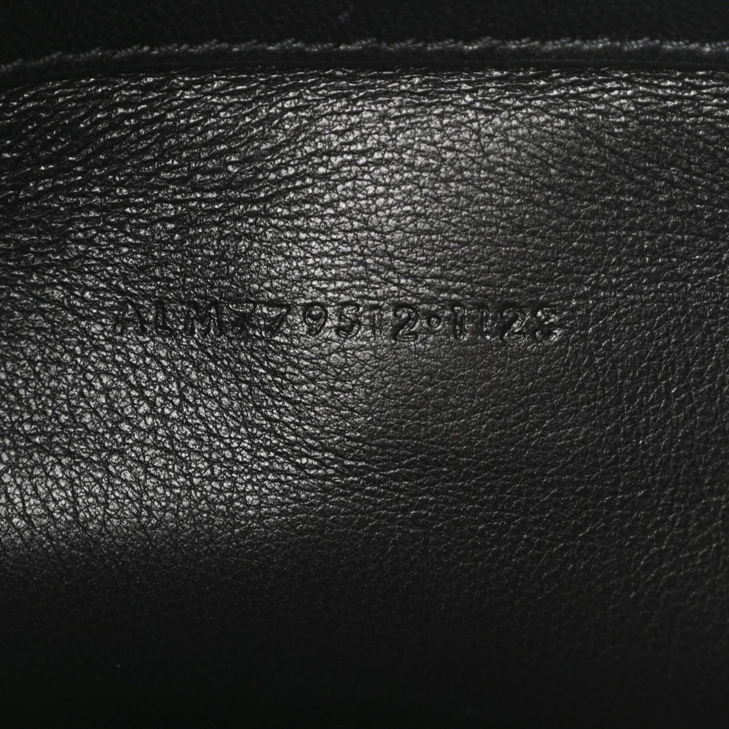 Lambskin Large Puffy Pouch Black