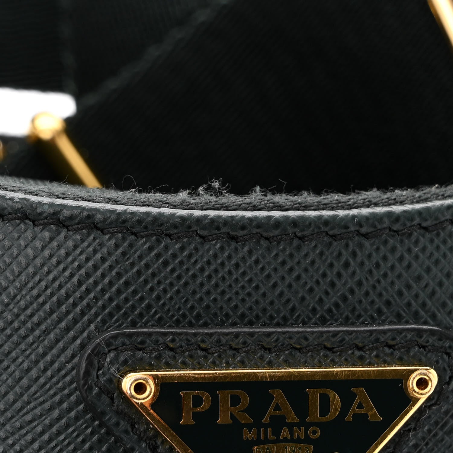Prada Saffiano Lux Re-Edition 2005 Shoulder Bag Smeraldo 15 of 15