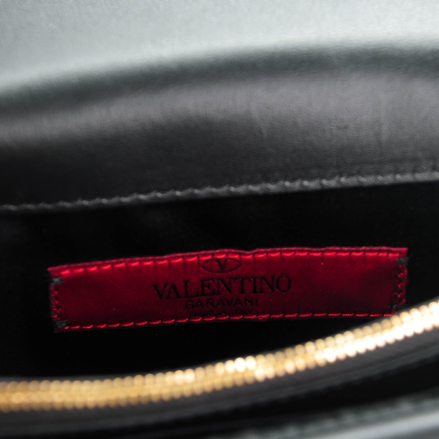 Valentino Garavani Calfskin Rockstud Wallet on Chain Black 7 of 8