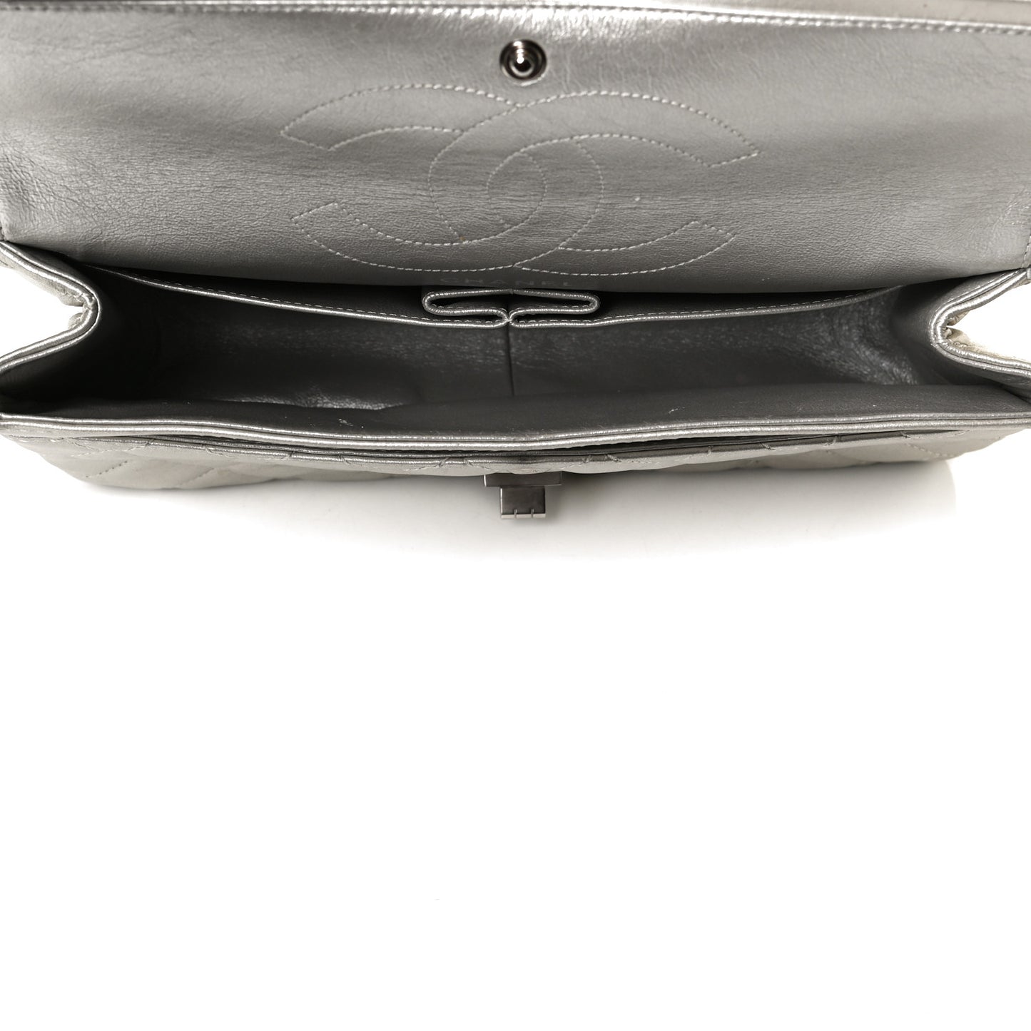 Metallic Aged Calfskin Quilted 2.55 Reissue 226 Flap Silver
