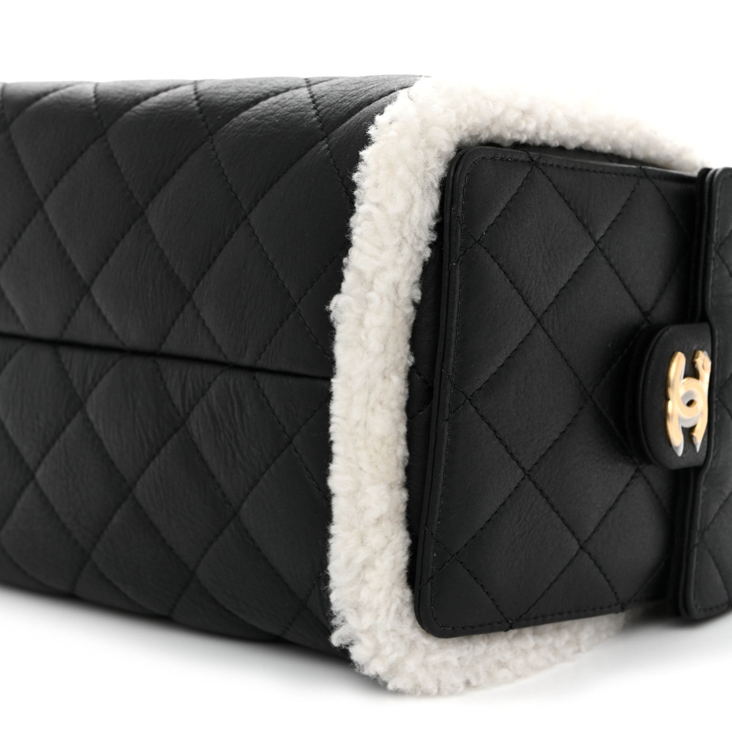 Chanel Crumpled Sheepskin Shearling Quilted Small Chanel 25