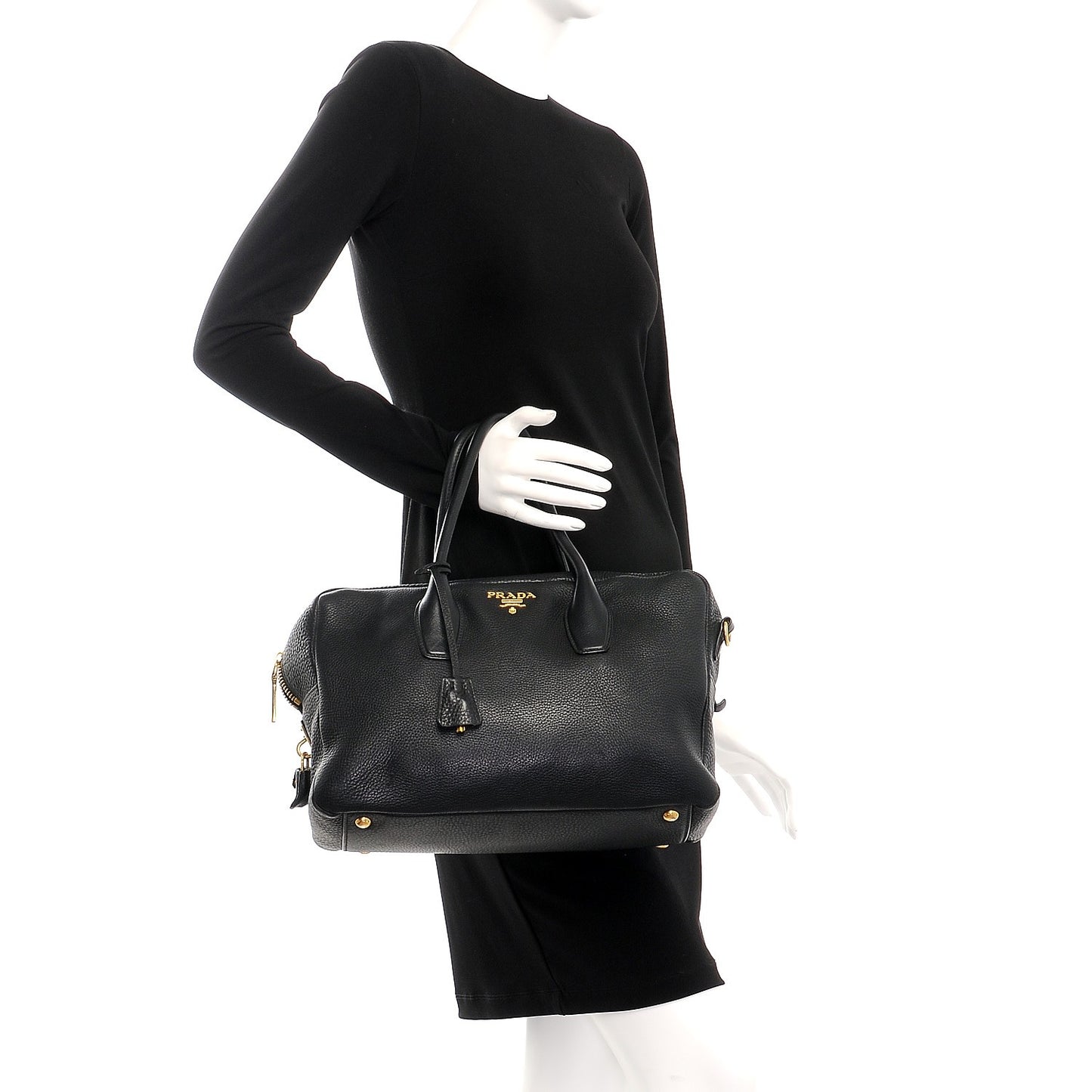 Vitello Daino Shoulder Bag Nero Black
