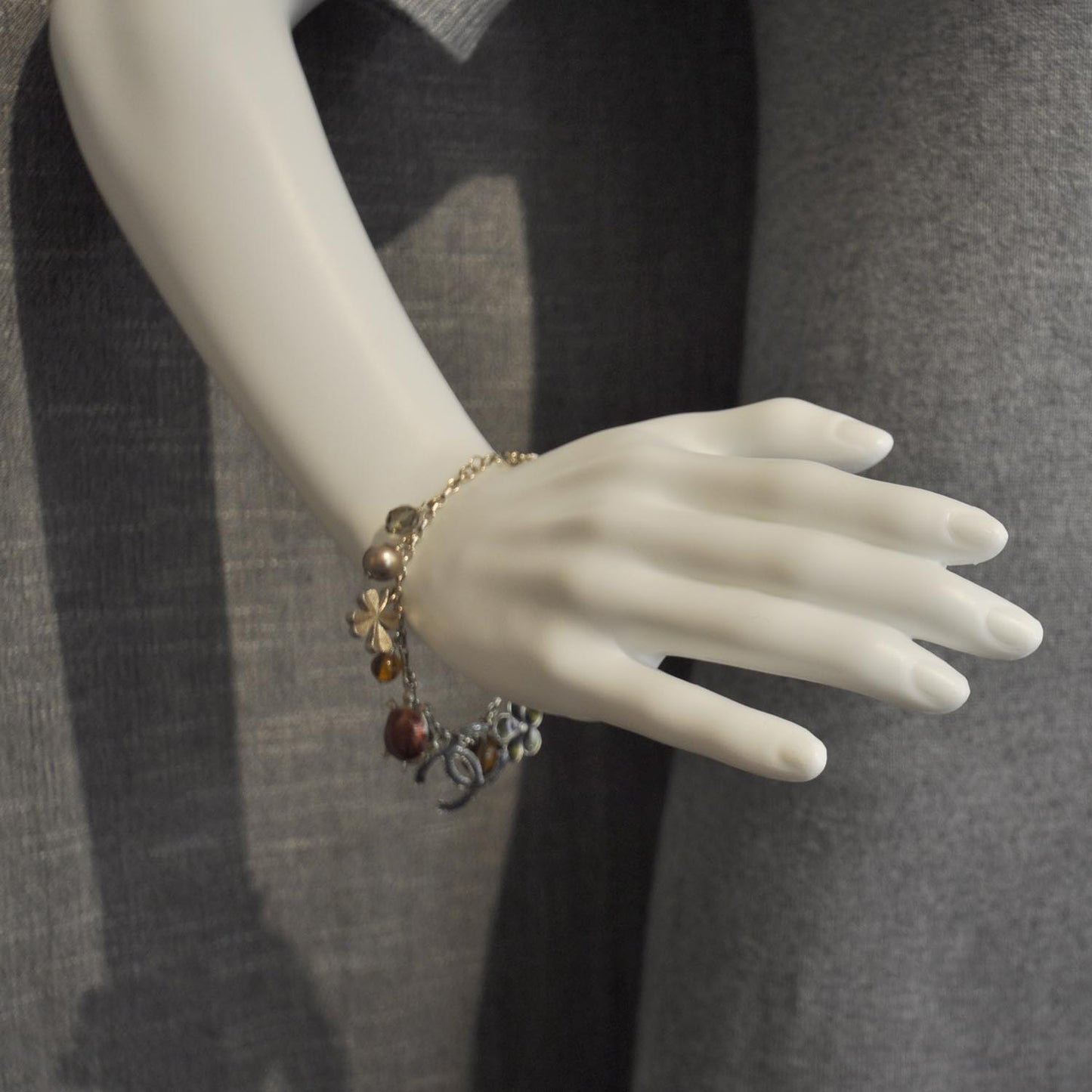 Metal Iconic Symbols Charm Bracelet Gold