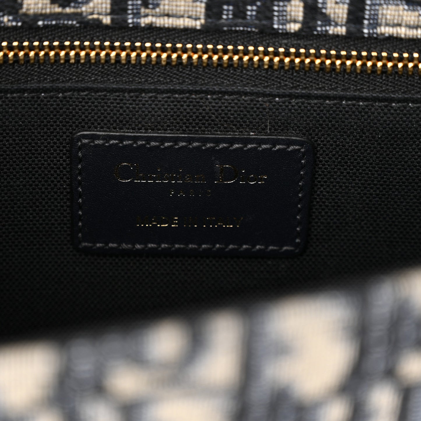 Oblique 30 Montaigne Flap Bag Blue
