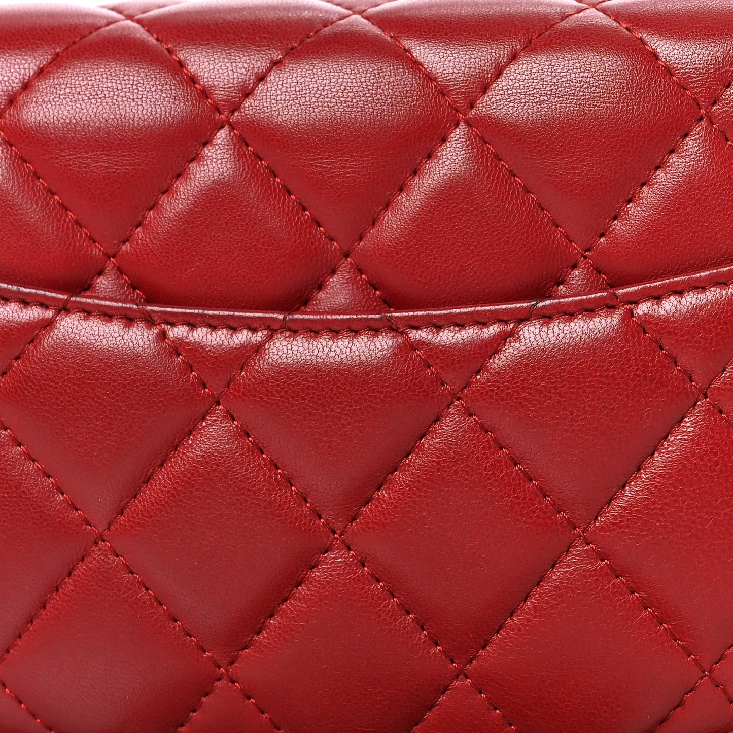 Lambskin Quilted Wallet On Chain WOC Red