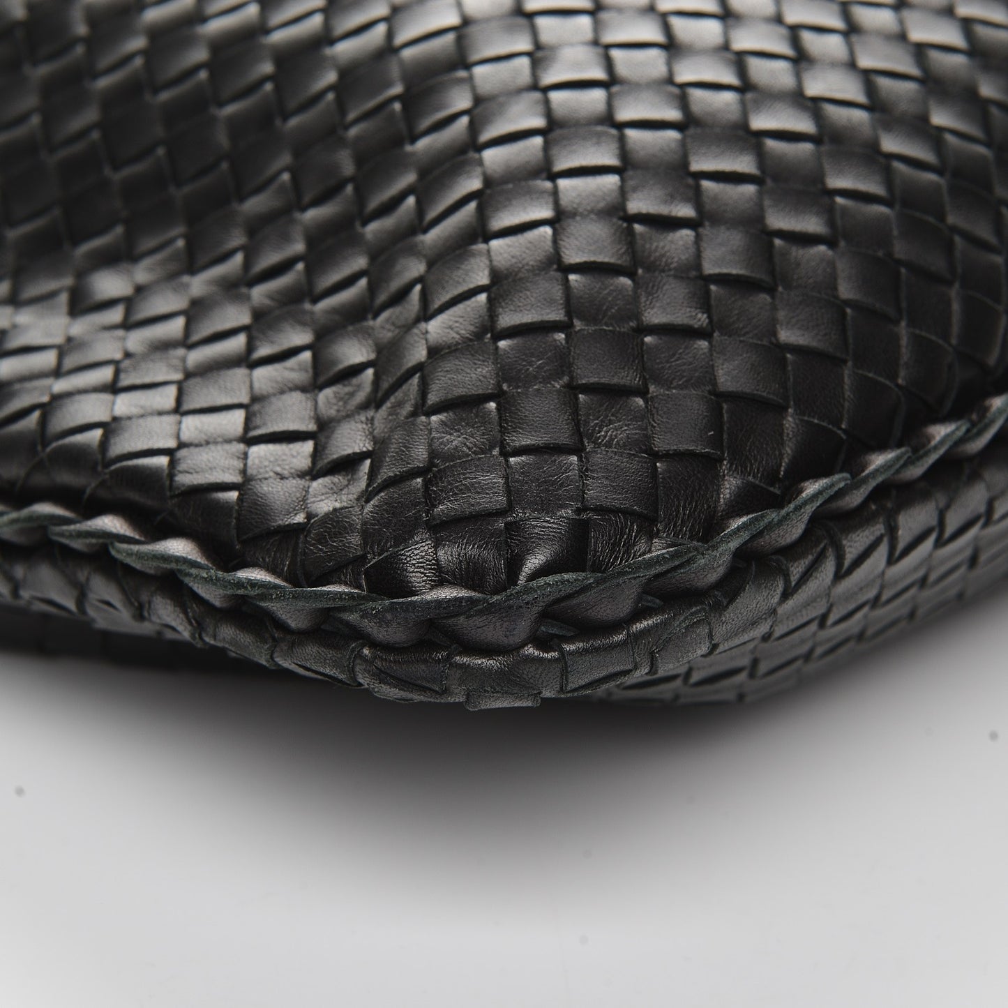 Nappa Intrecciato Large Veneta Hobo Nero Black