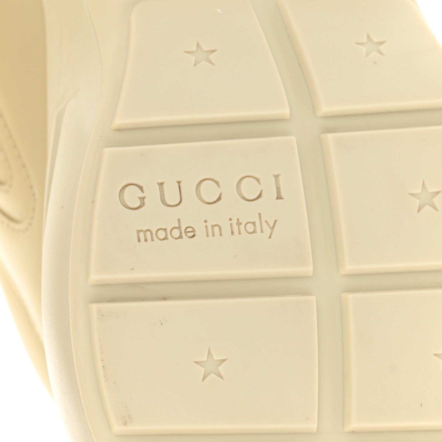 Gucci X DISNEY Calfskin Donald Duck Rhyton Sneakers 37.5 Ivory 8 of 12