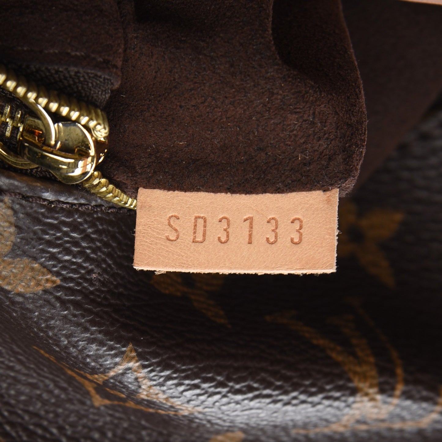 Monogram Metis