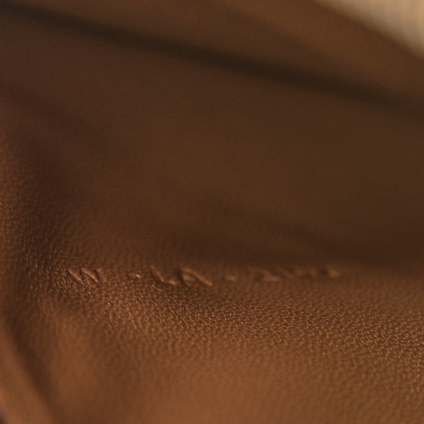 Smooth Calfskin Medium Classic Box Flap Bag Light Camel