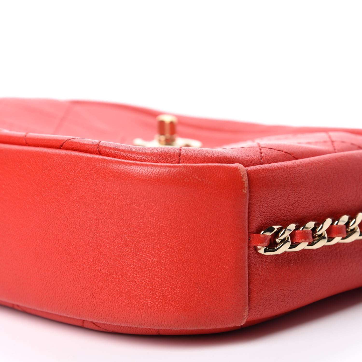 Chanel Goatskin Quilted Large Casual Trip Camera Case Bag Red 7 of 15