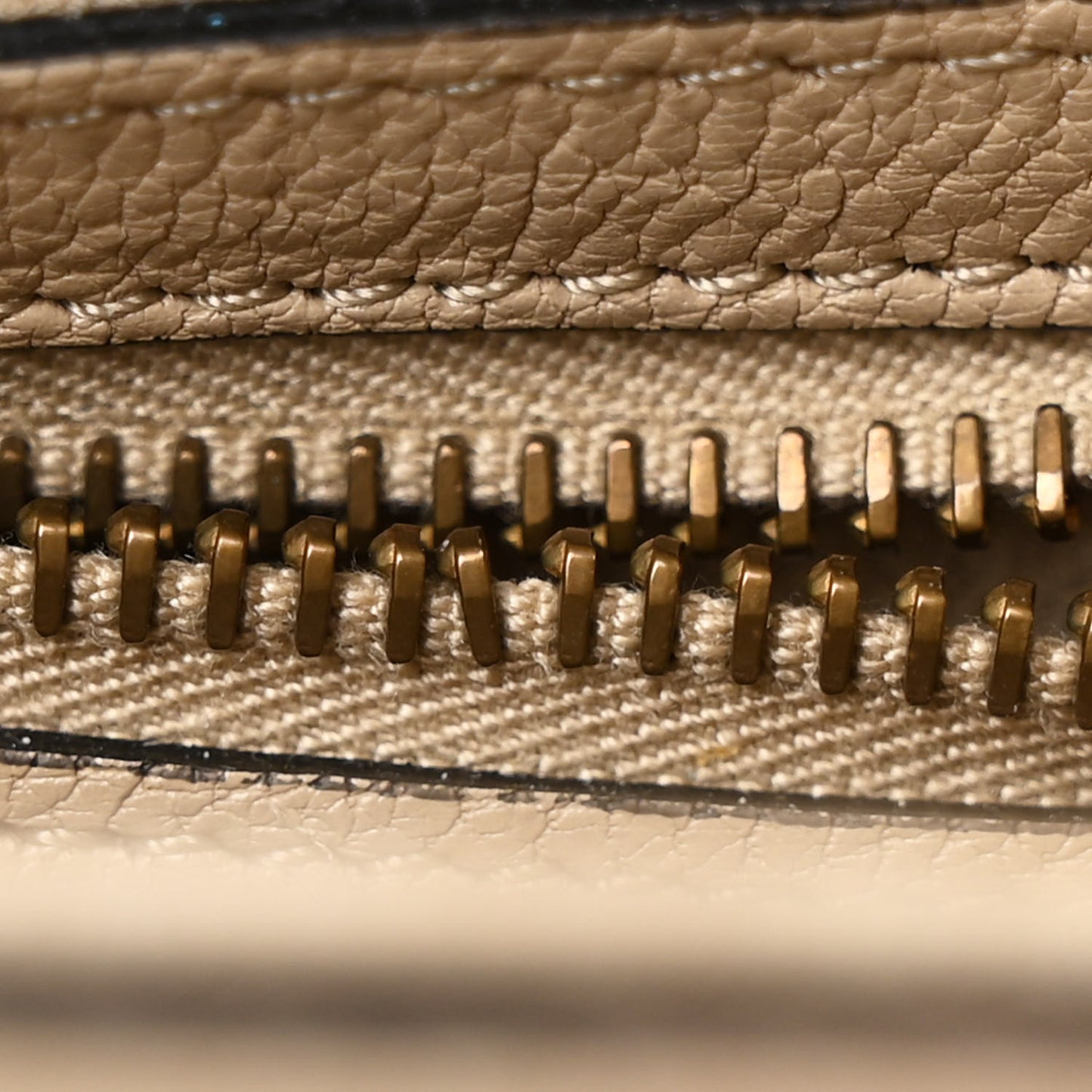 Shiny Goatskin Saddle Bag Corda
