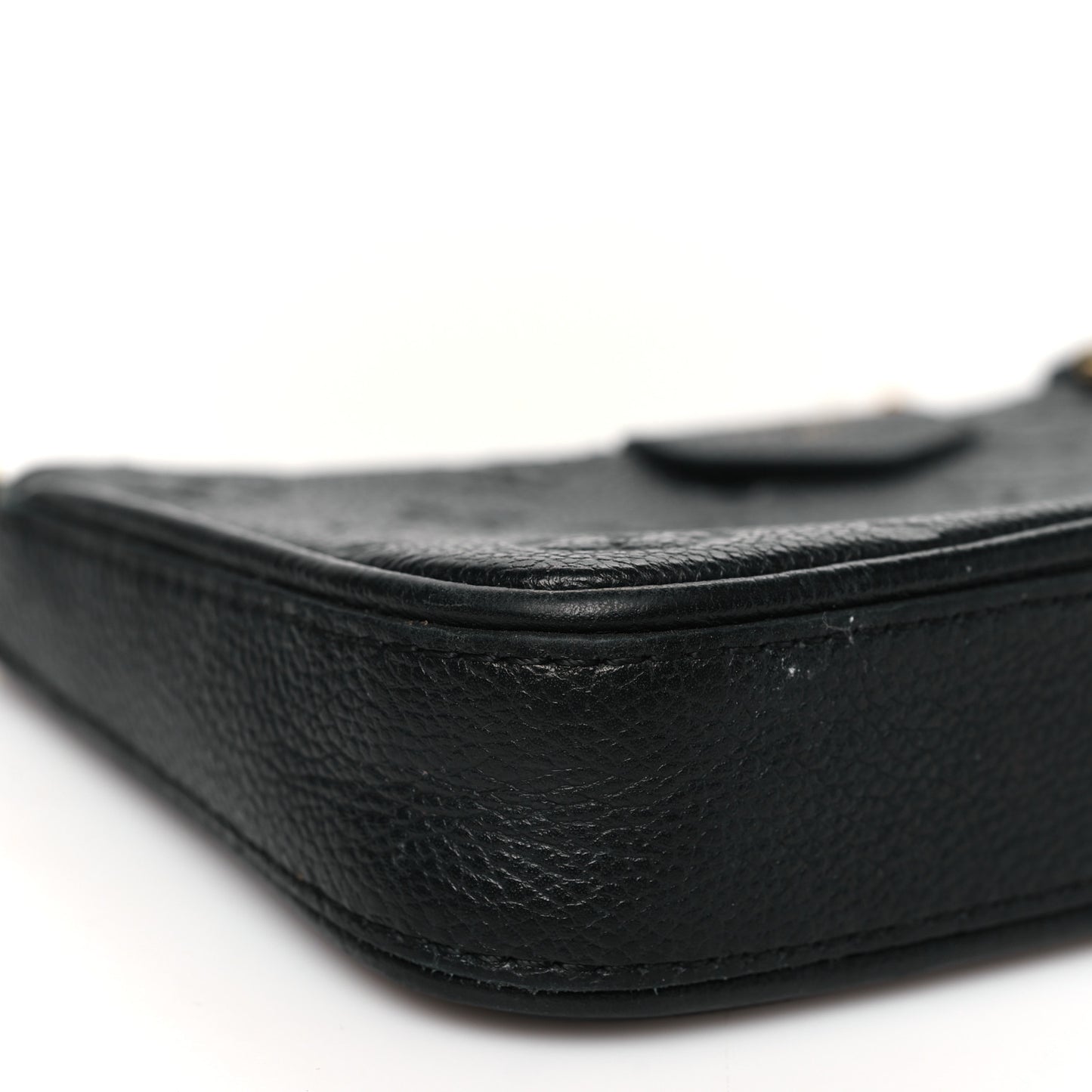 Empreinte Easy Pouch On Strap Black