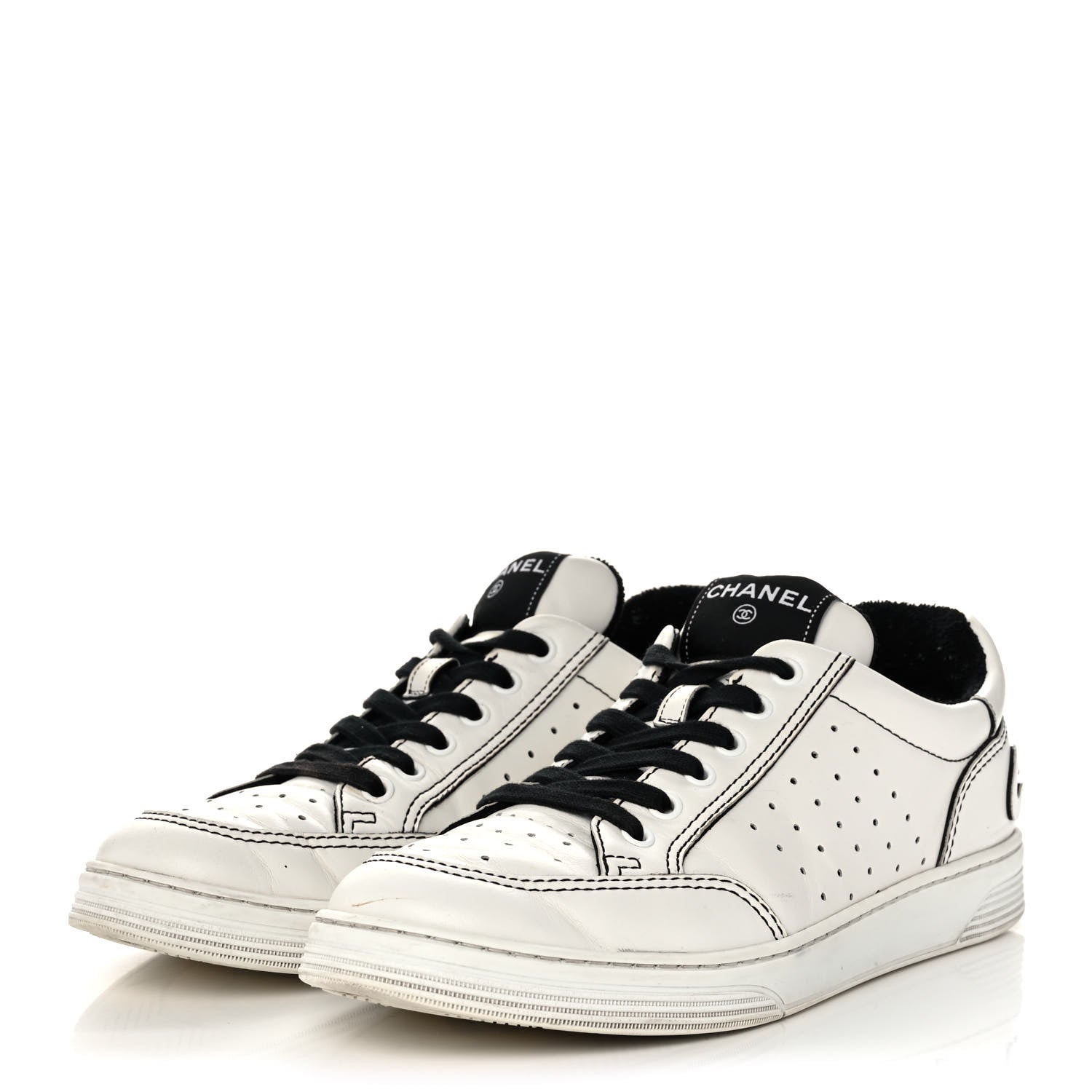 Chanel Calfskin Womens Logo Sneakers 40 Black White 3 of 12