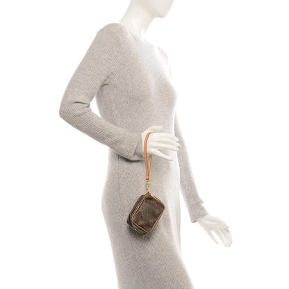 Louis Vuitton Monogram Wapity 2 of 6