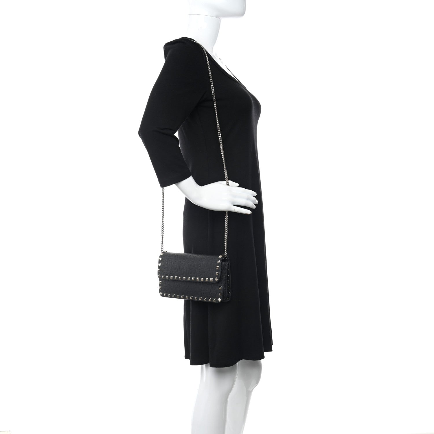 Valentino Garavani Pebbled Calfskin Rockstud Flap Wallet On Chain Black 2 of 9